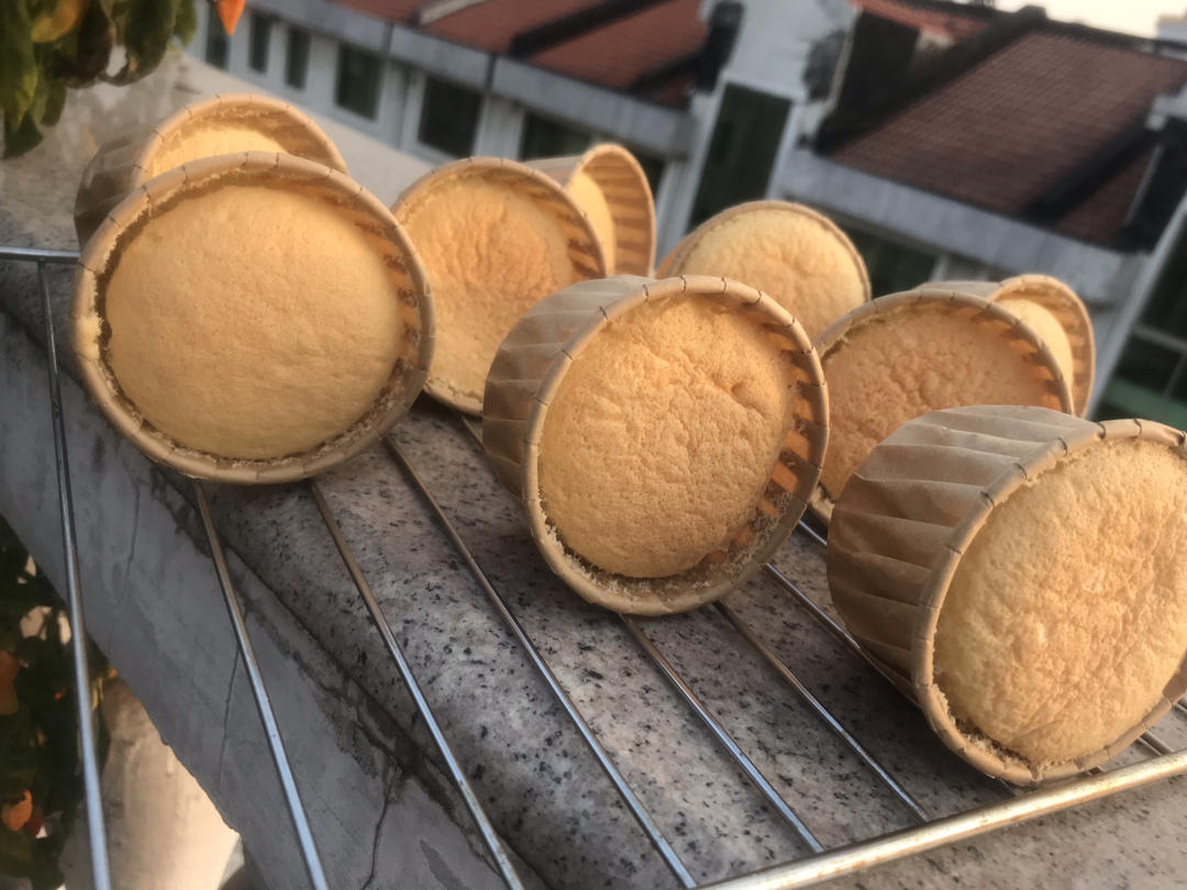 不回缩不开裂戚风纸杯蛋糕