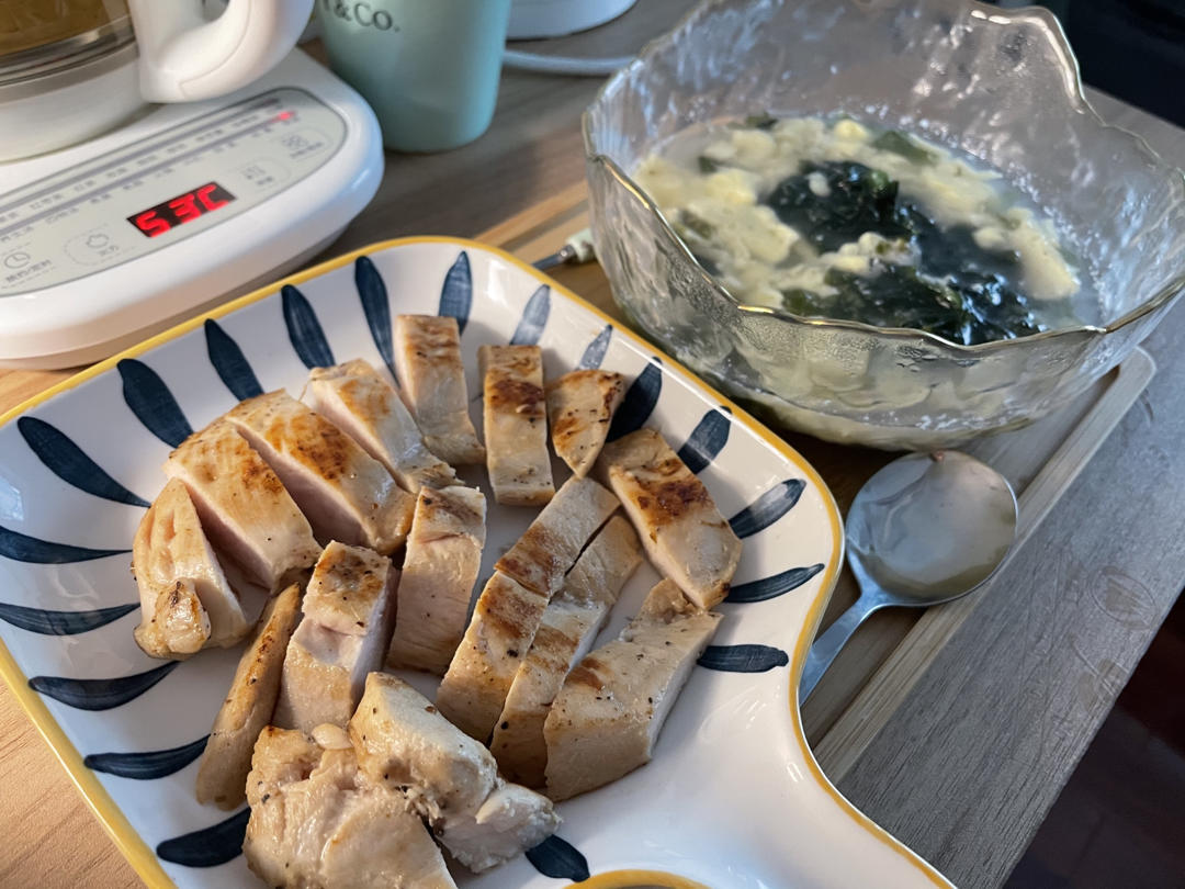 【嫩煎鸡胸肉】