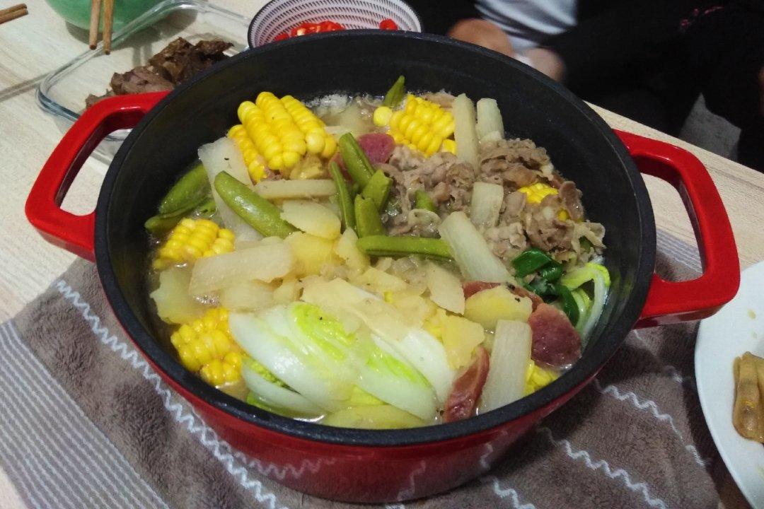 羊肉卷娃娃菜粉丝汤