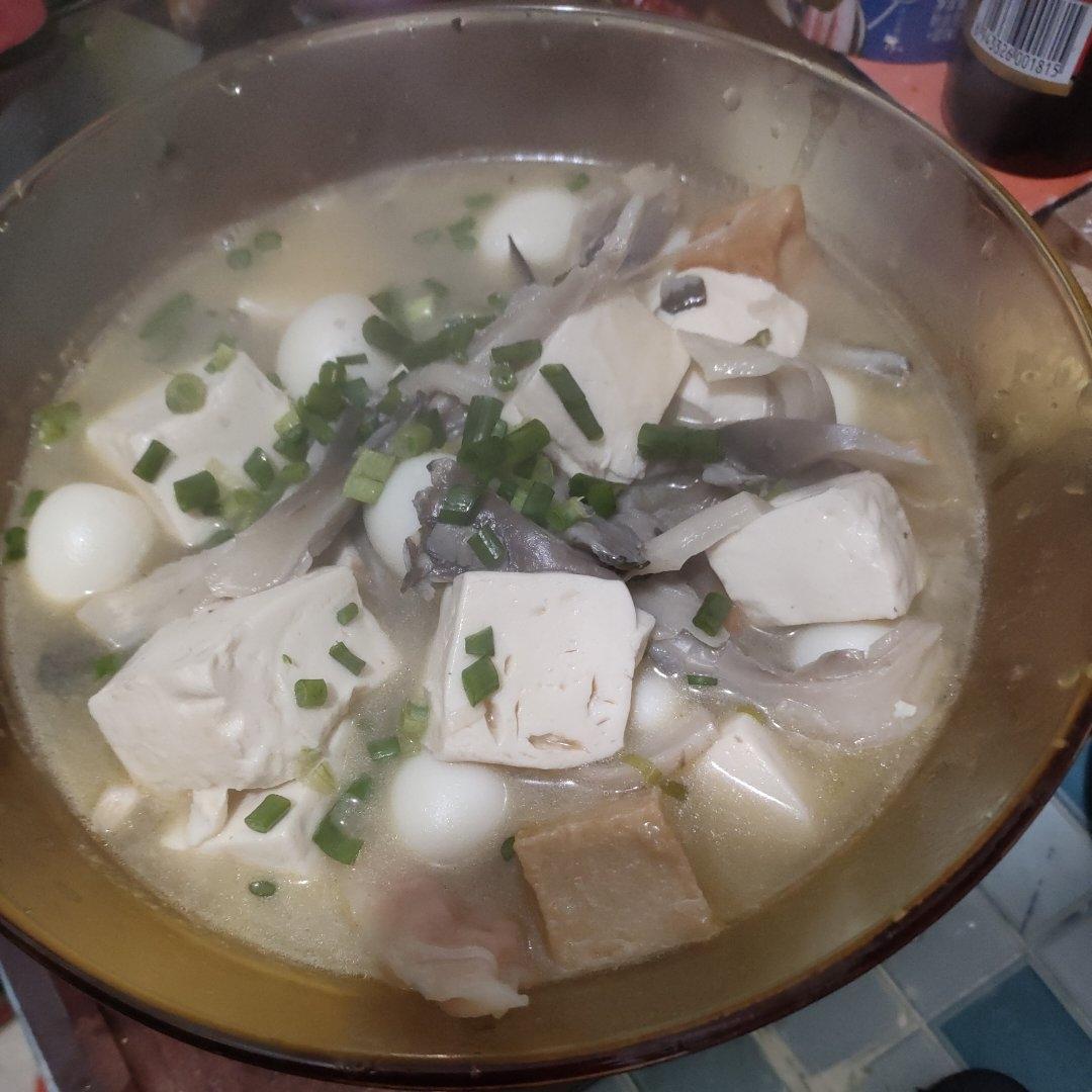平菇烧豆腐