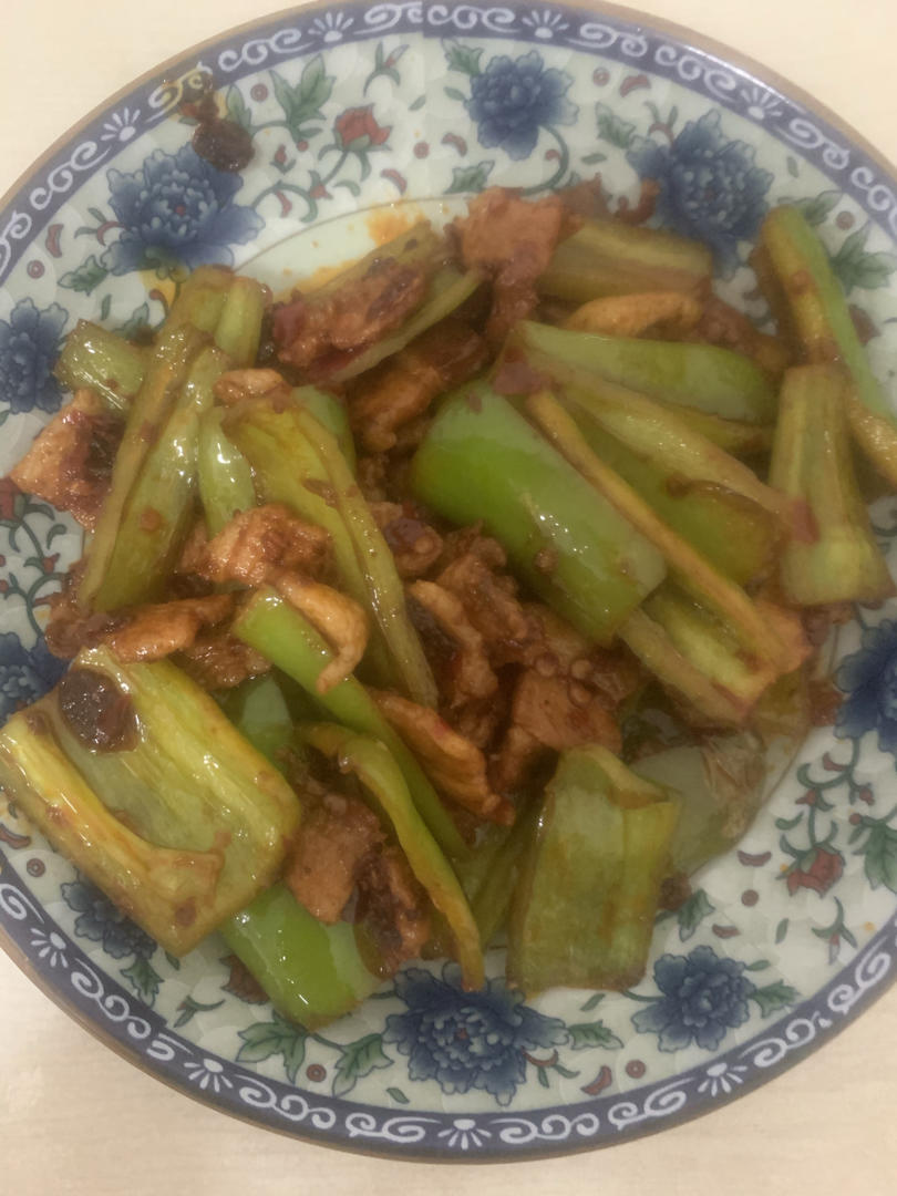 成都人家里的青椒回锅肉