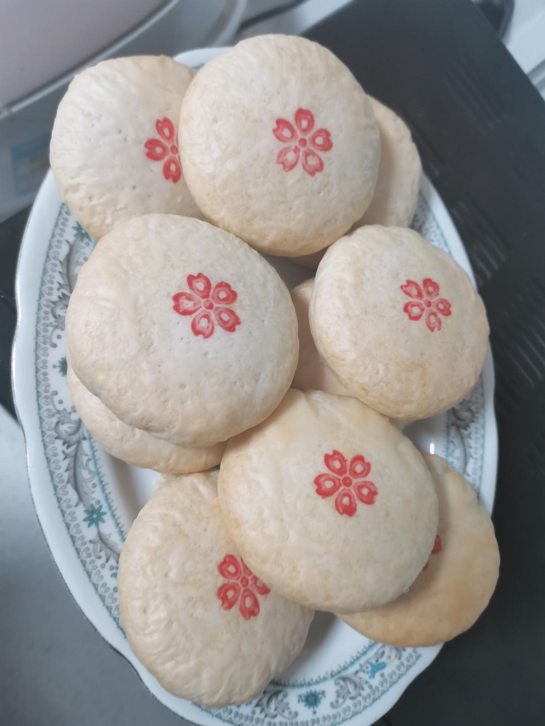 外酥里软，酥到掉渣的中式酥皮点心，爆好吃