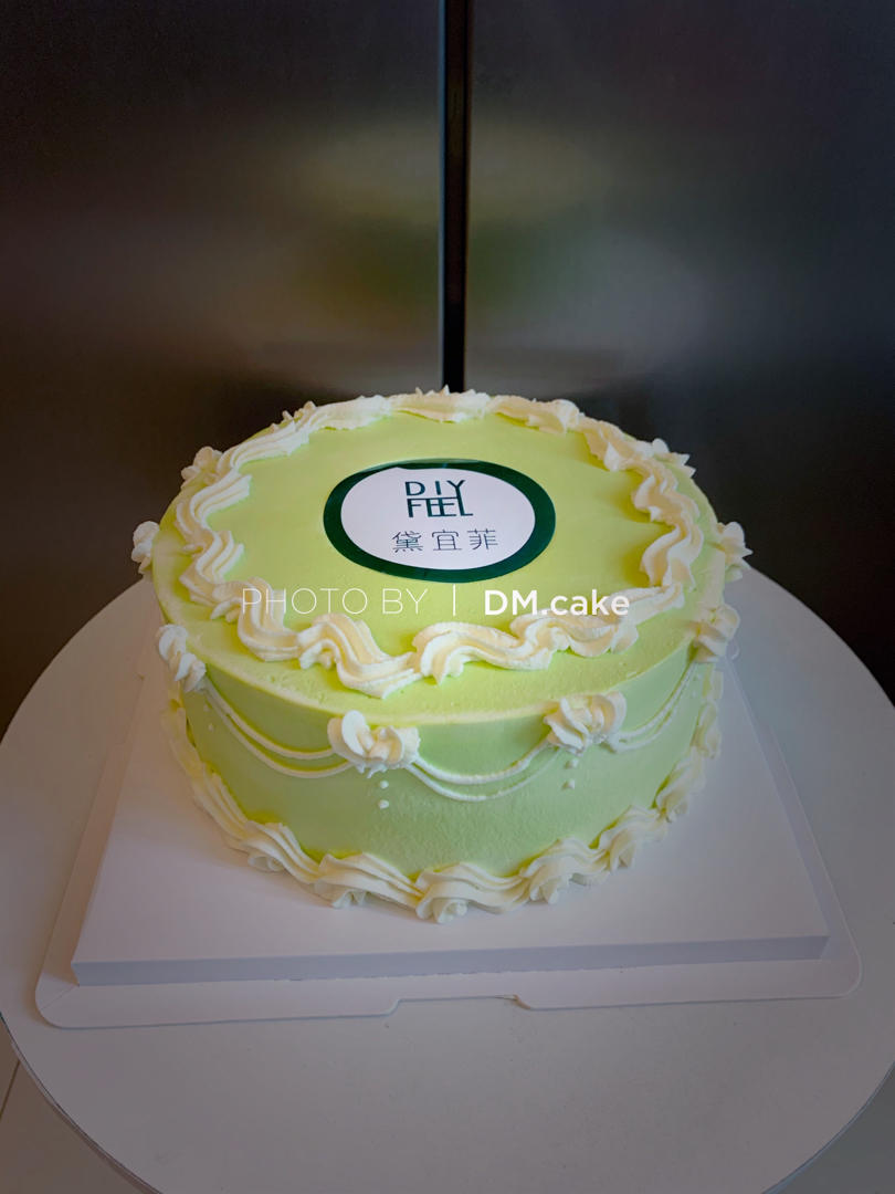 简约裱花蛋糕