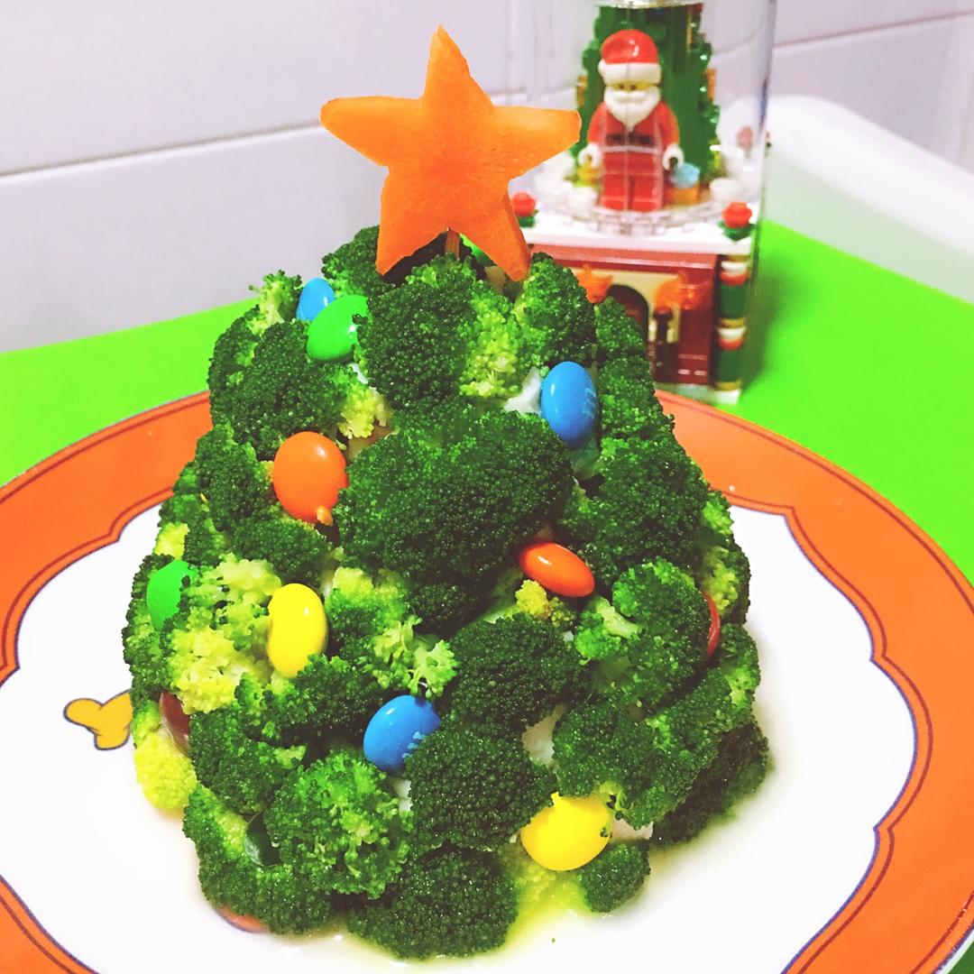 圣诞树沙拉的详细制作方法（西兰花土豆泥圣诞花环）