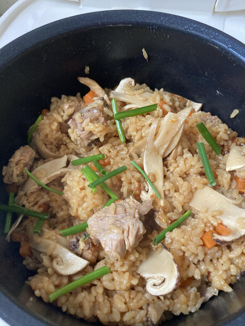 【电饭煲松茸焖饭】