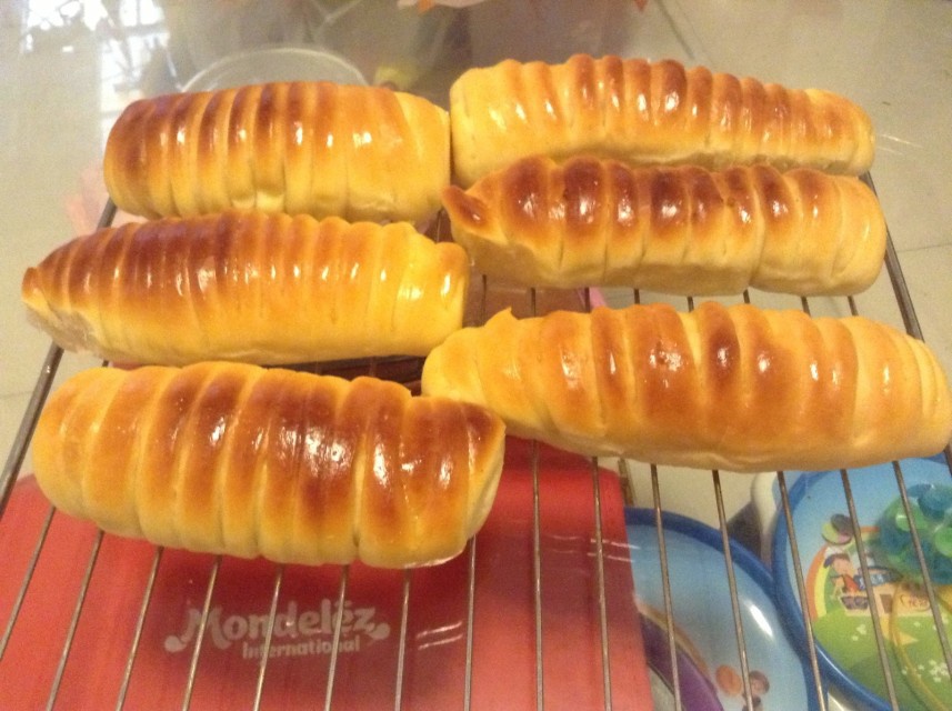 毛毛虫肉松面包