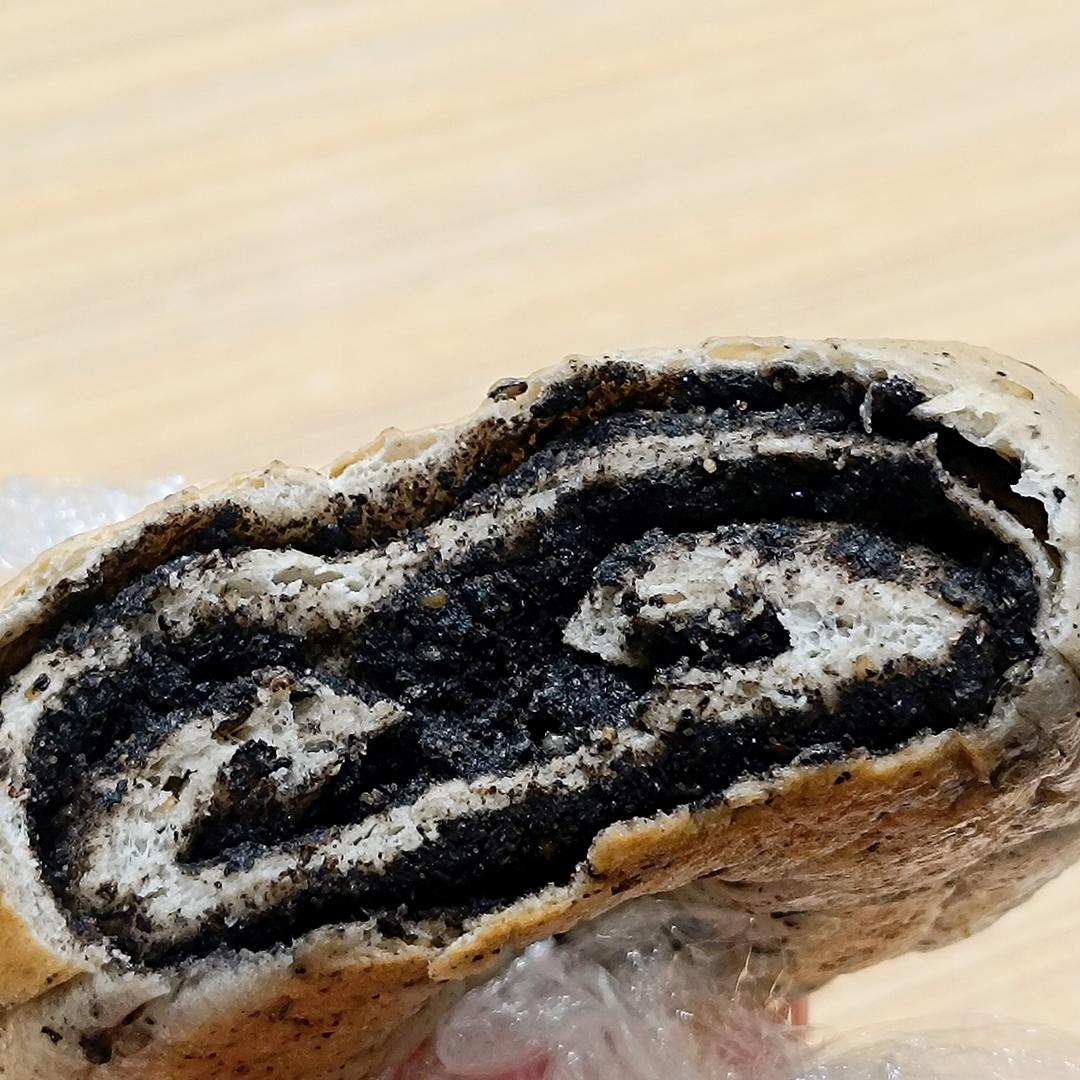 超级超级香浓！黑芝麻吐司