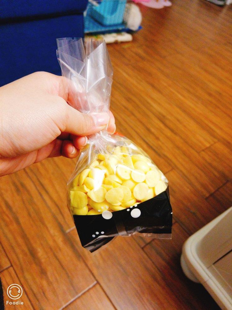 入口即化的无添加蛋黄溶豆