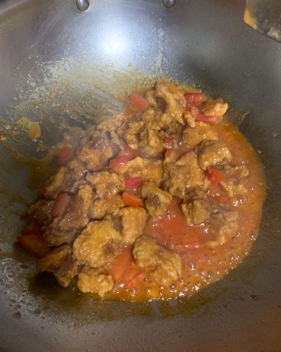 菠萝咕噜肉