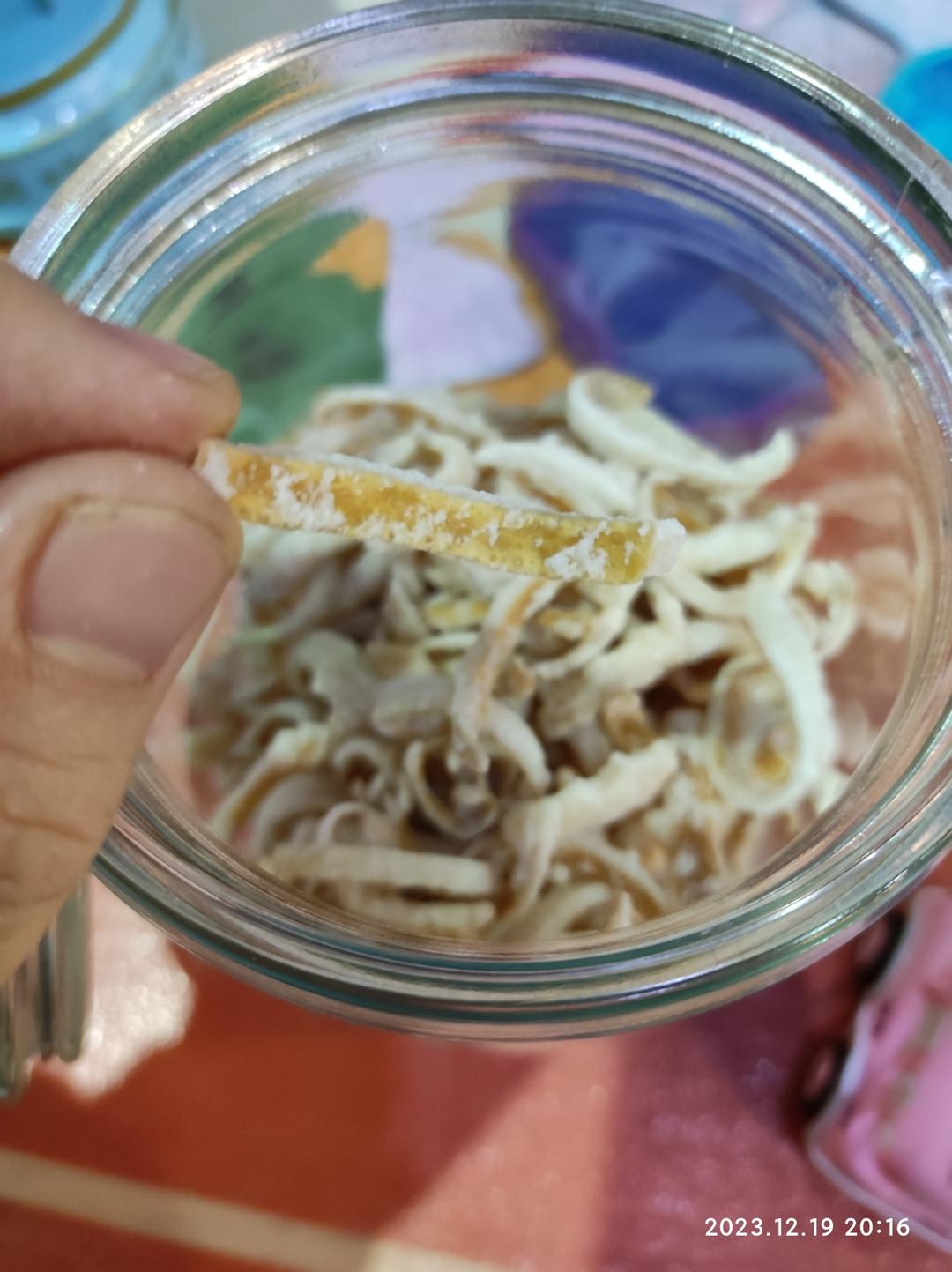 柚子皮糖化痰止咳的做法