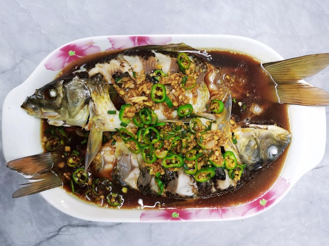 《快手川菜》鲜辣凉拌鲫鱼