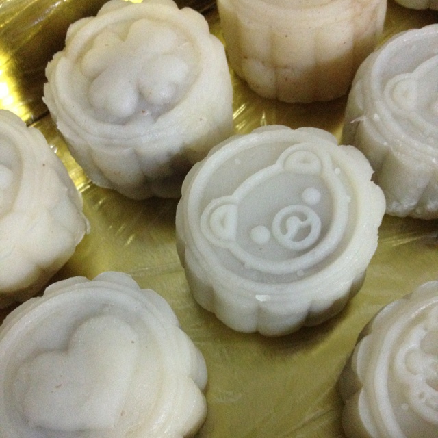 冰皮枣泥馅月饼