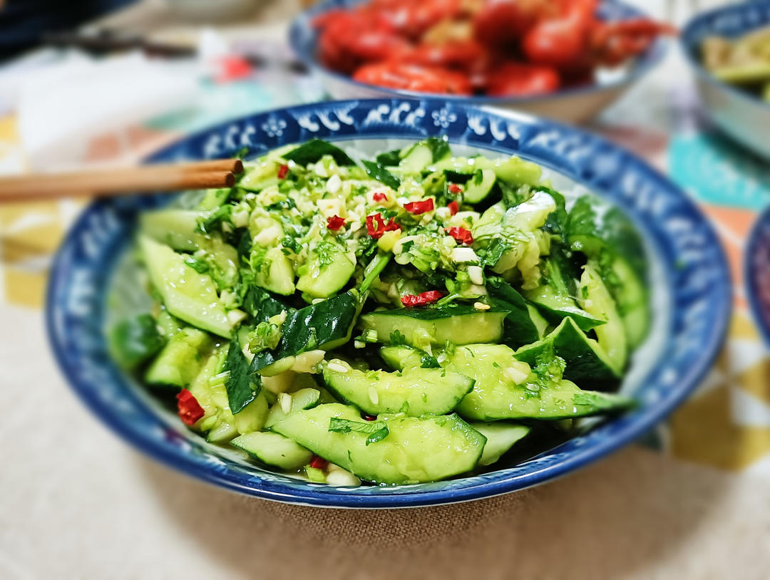 赞不绝口拍黄瓜🥒