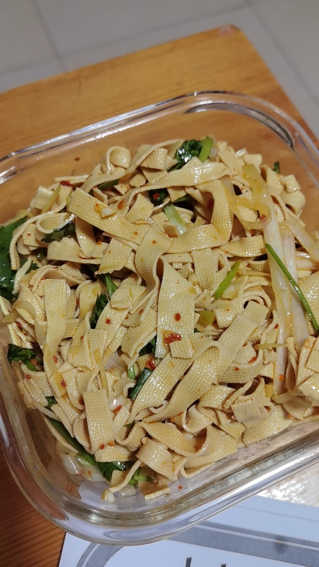 😋炝拌干豆腐