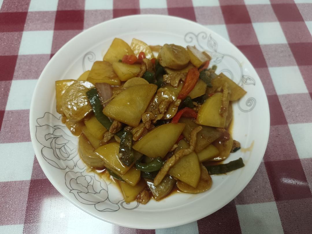土豆肉丝烧面筋