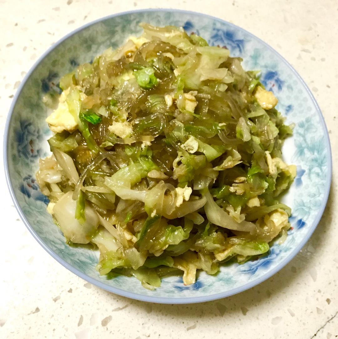 包菜粉丝炒鸡蛋