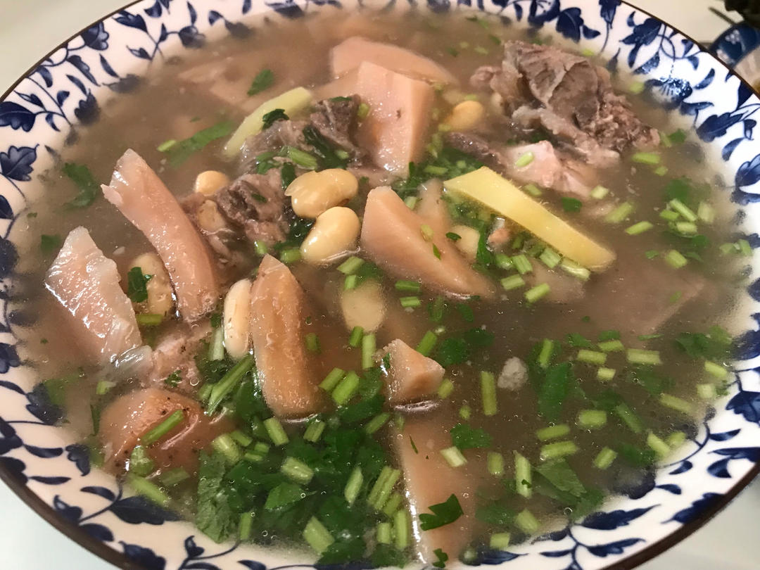 莲藕排骨汤
