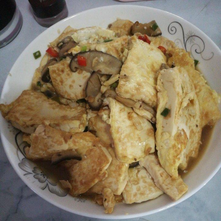 蘑菇烧豆腐