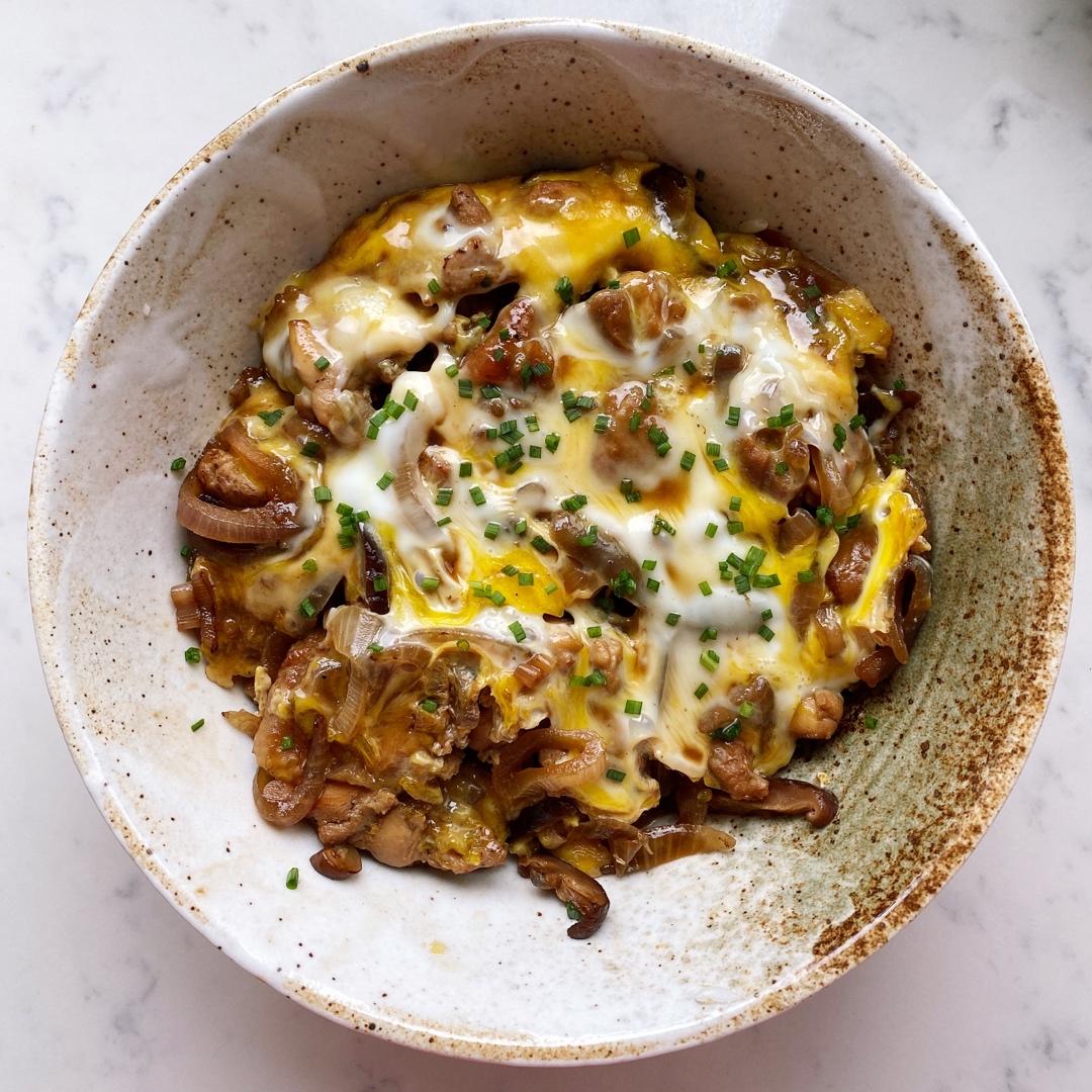 日本盖浇饭始祖亲子丼