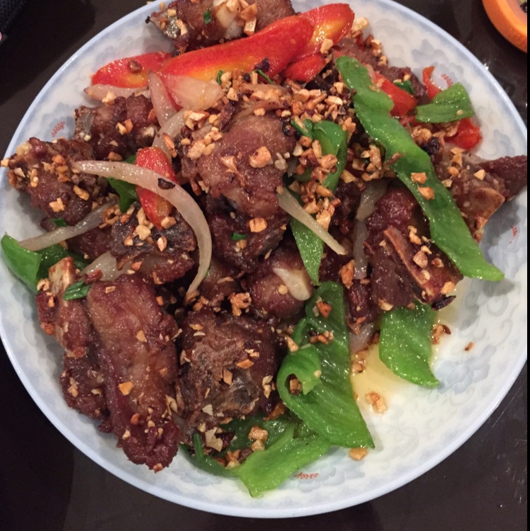 金牌蒜香排骨