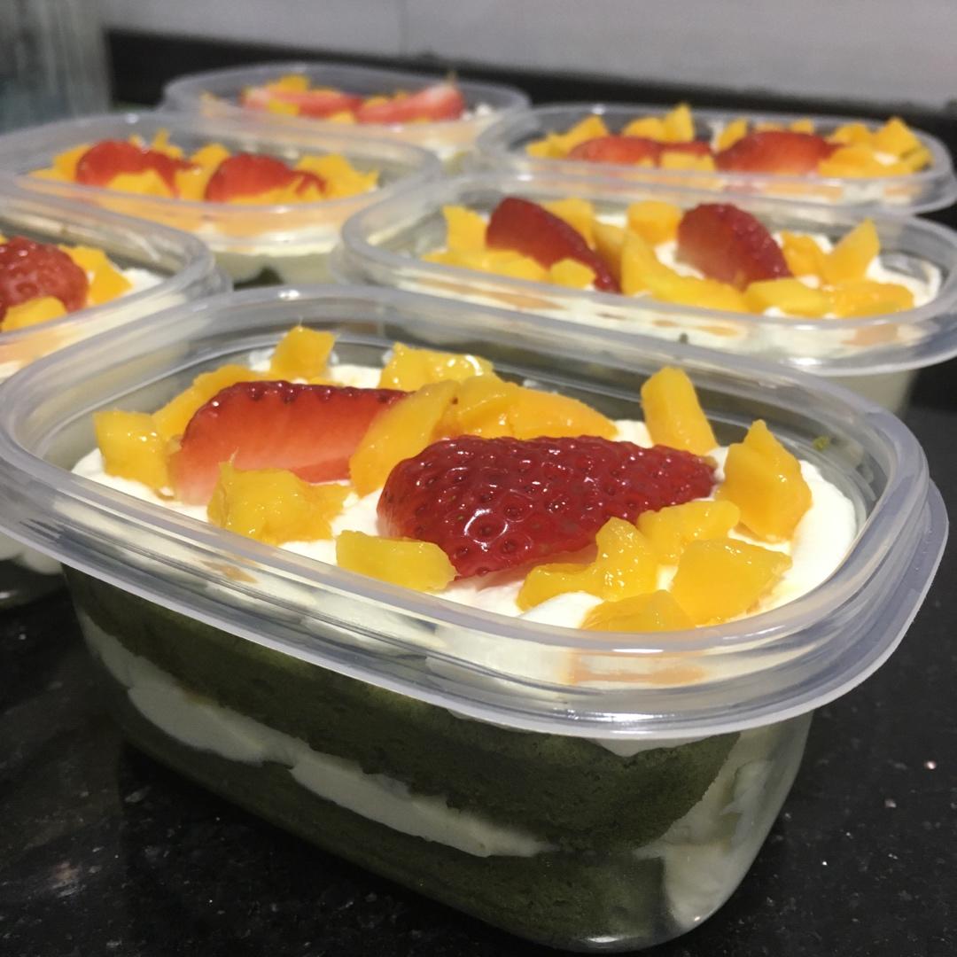 抹茶芒果盒子蛋糕