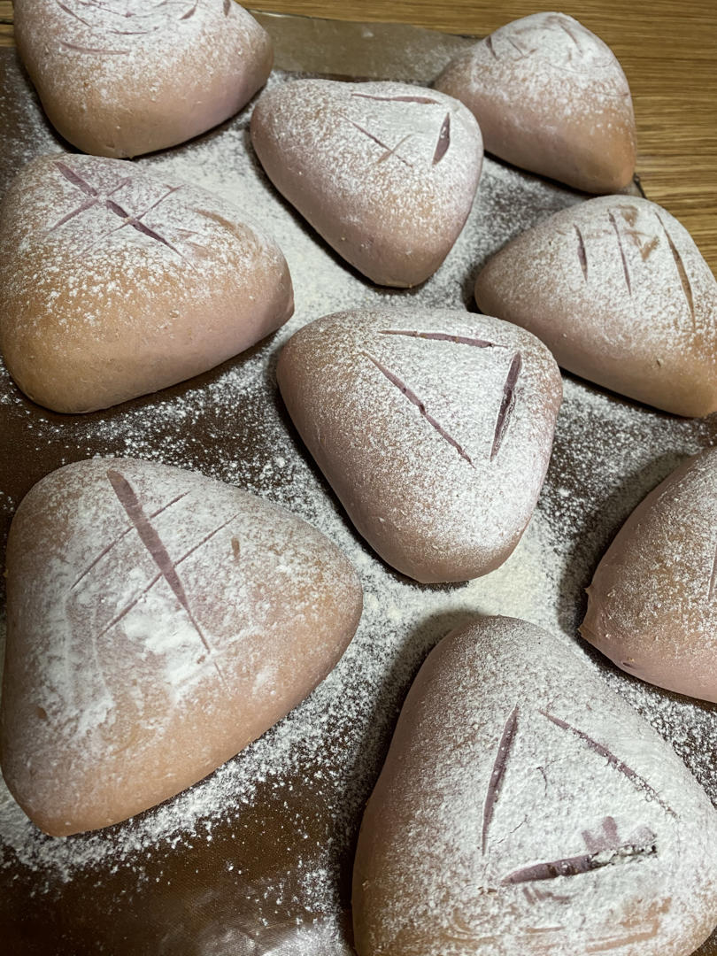 紫米乳酪软欧包