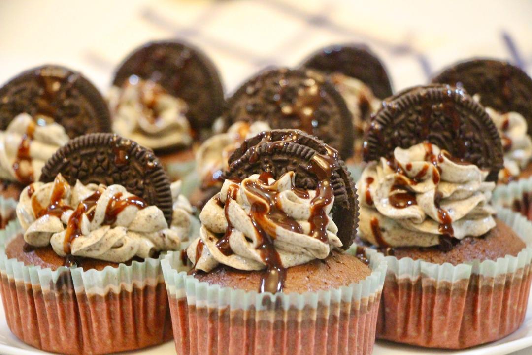 奥利奥杯子蛋糕 Oreo Cream Cupcakes
