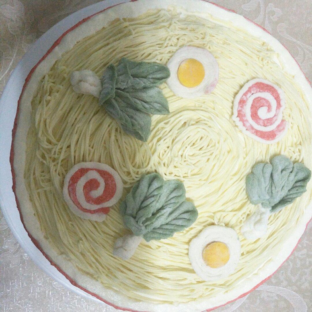 鸡蛋虾仁鱼板面蛋糕(寿面蛋糕)