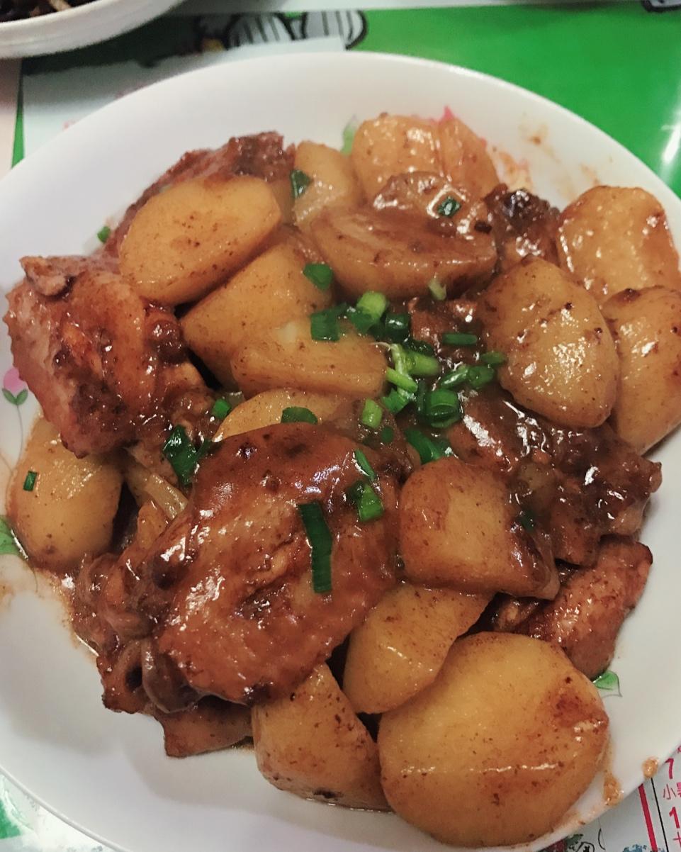 土豆炖鸡翅（快手零失败）