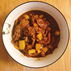 牛肉焖土豆，超下饭的做法 步骤9