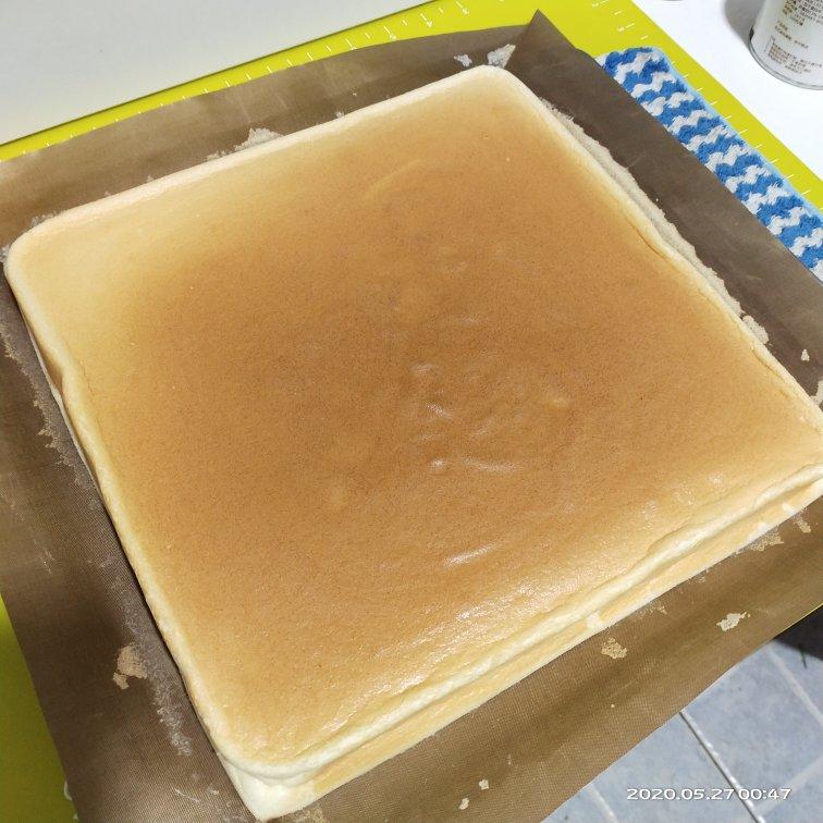 蛋糕卷这样做‼️不掉皮不开裂（小视频食谱）