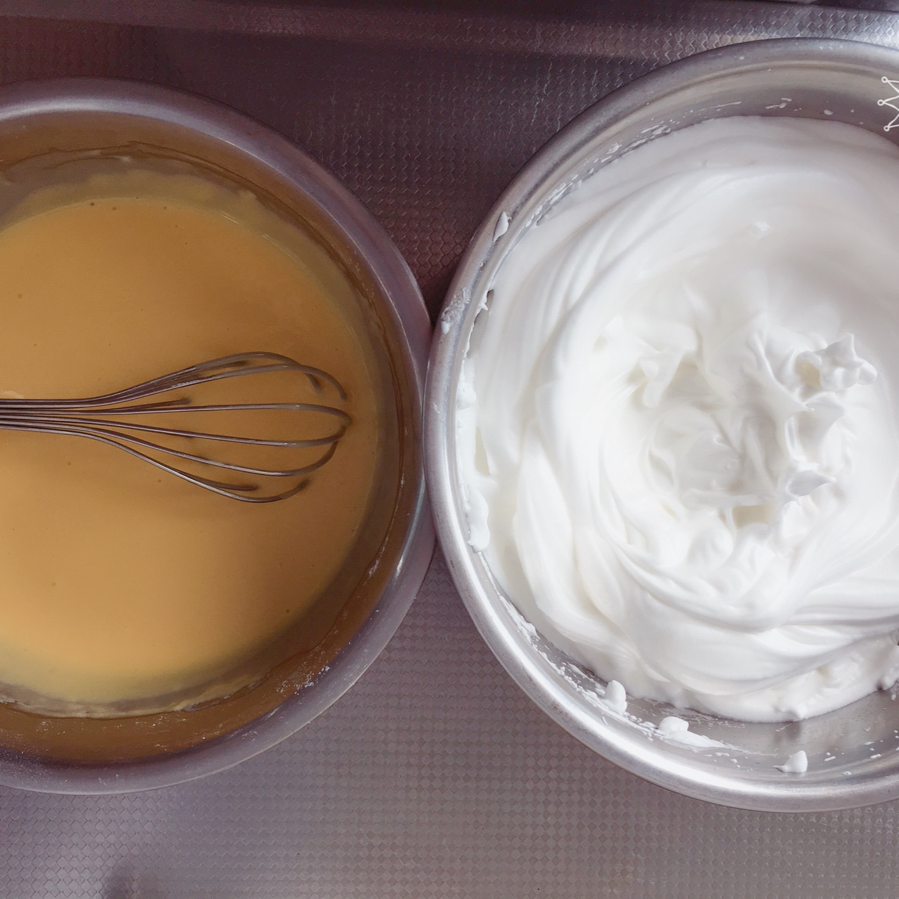 软绵绵的酸奶小蛋糕的做法 步骤12