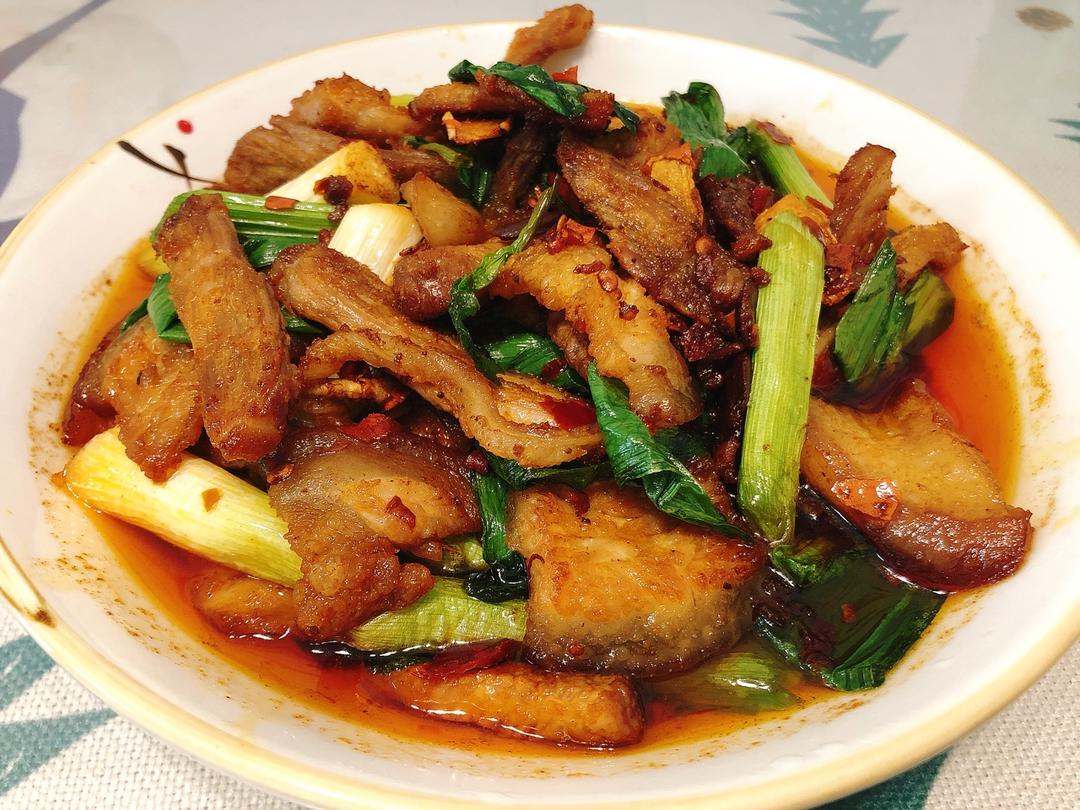 年夜饭必做-蒜苗回锅肉
