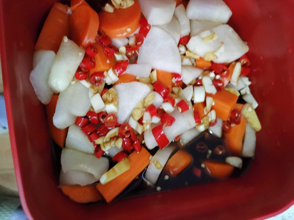 酱香酸辣萝卜条