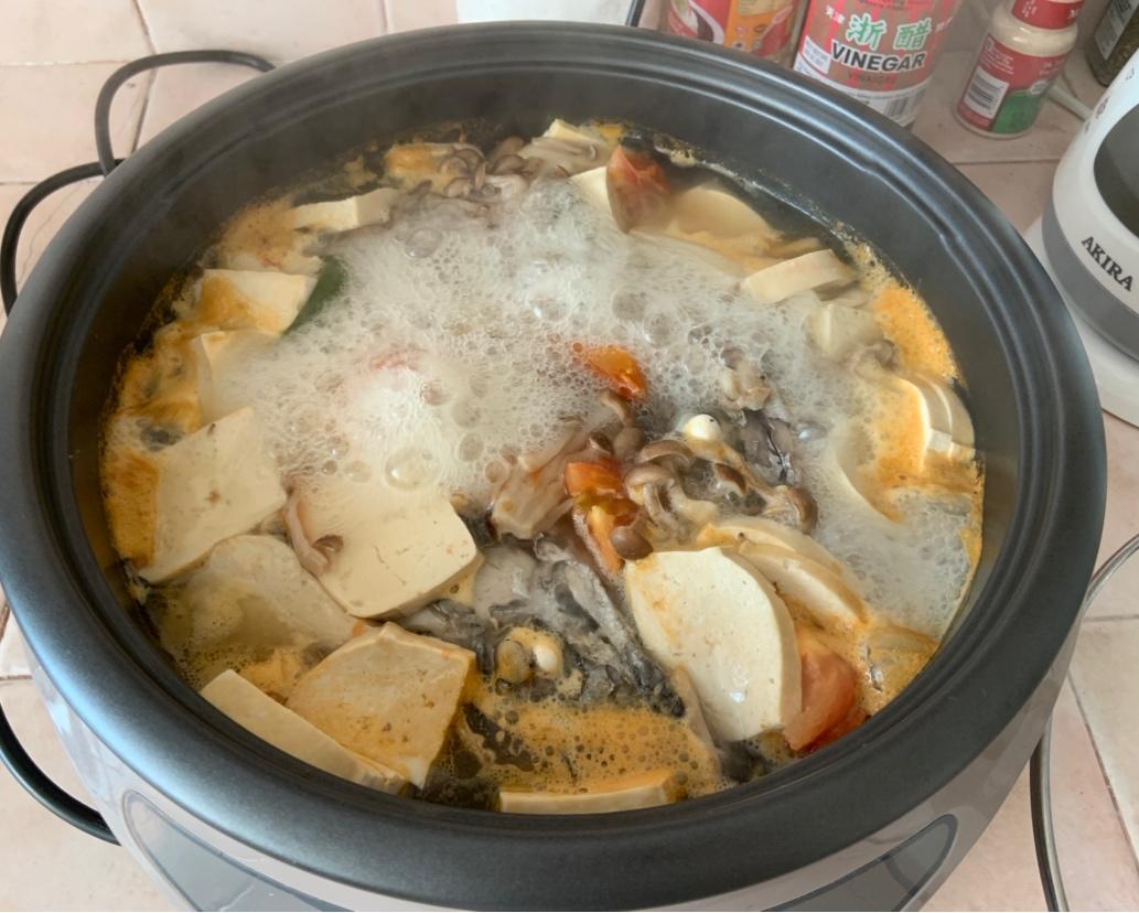 小白自制鱼头汤/鱼骨汤火锅汤底
