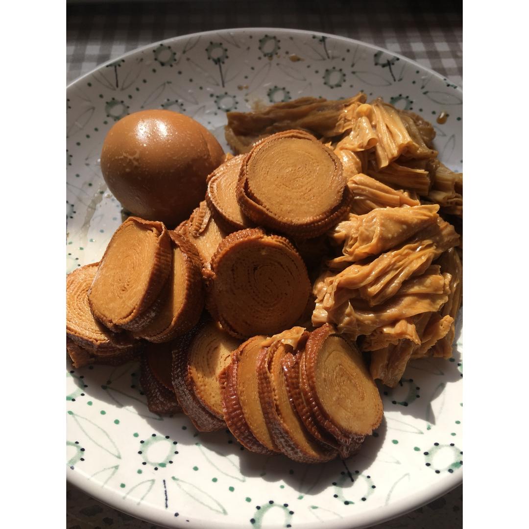 堂妈教你做香辣豆皮卷