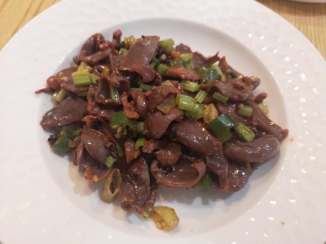 泡椒芹菜炒郡肝