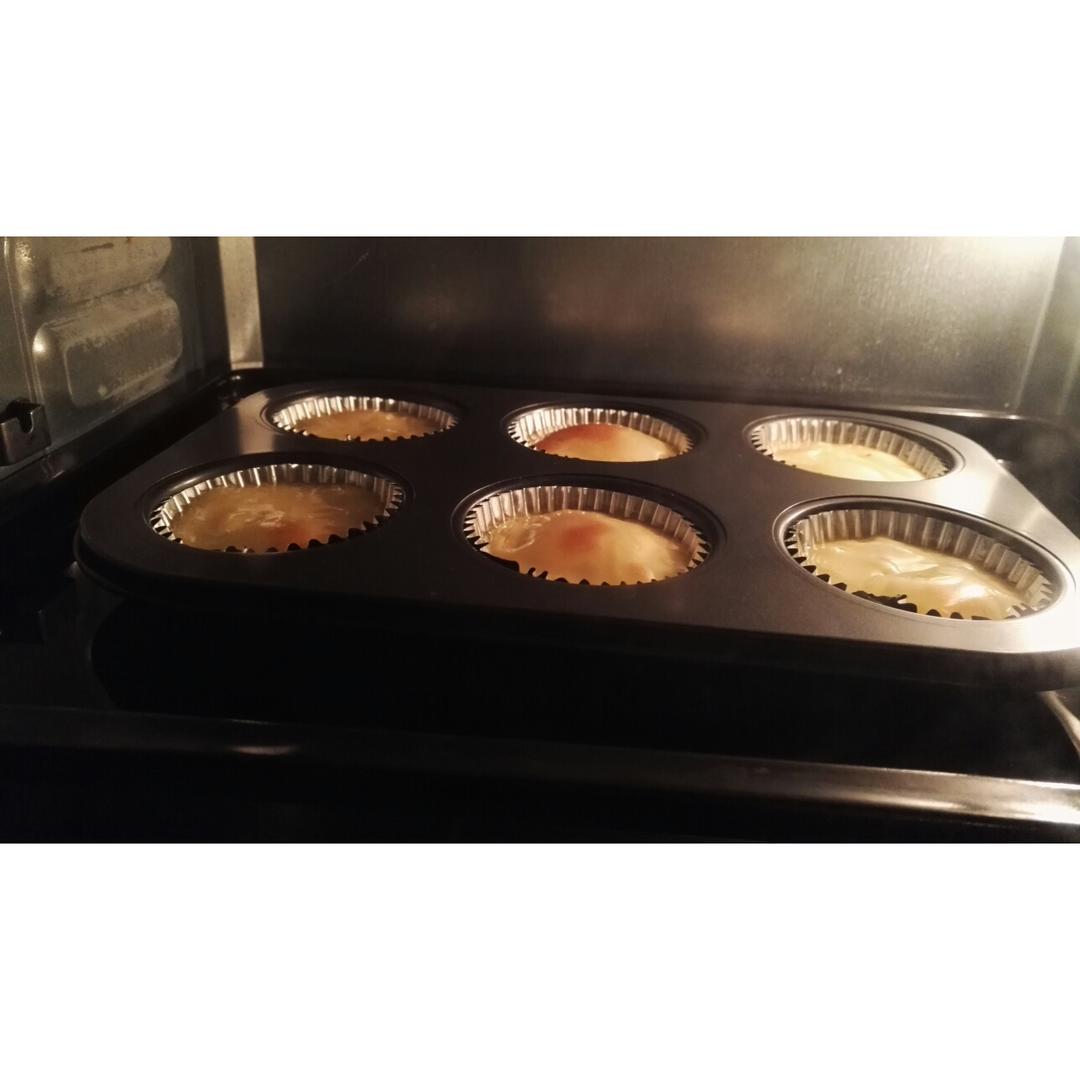 Crèmebrulée。法式烤布雷。焦糖布丁。