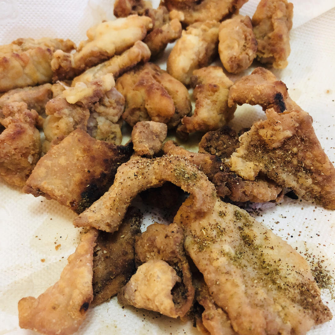 静茜的厨房做的炸鸡皮