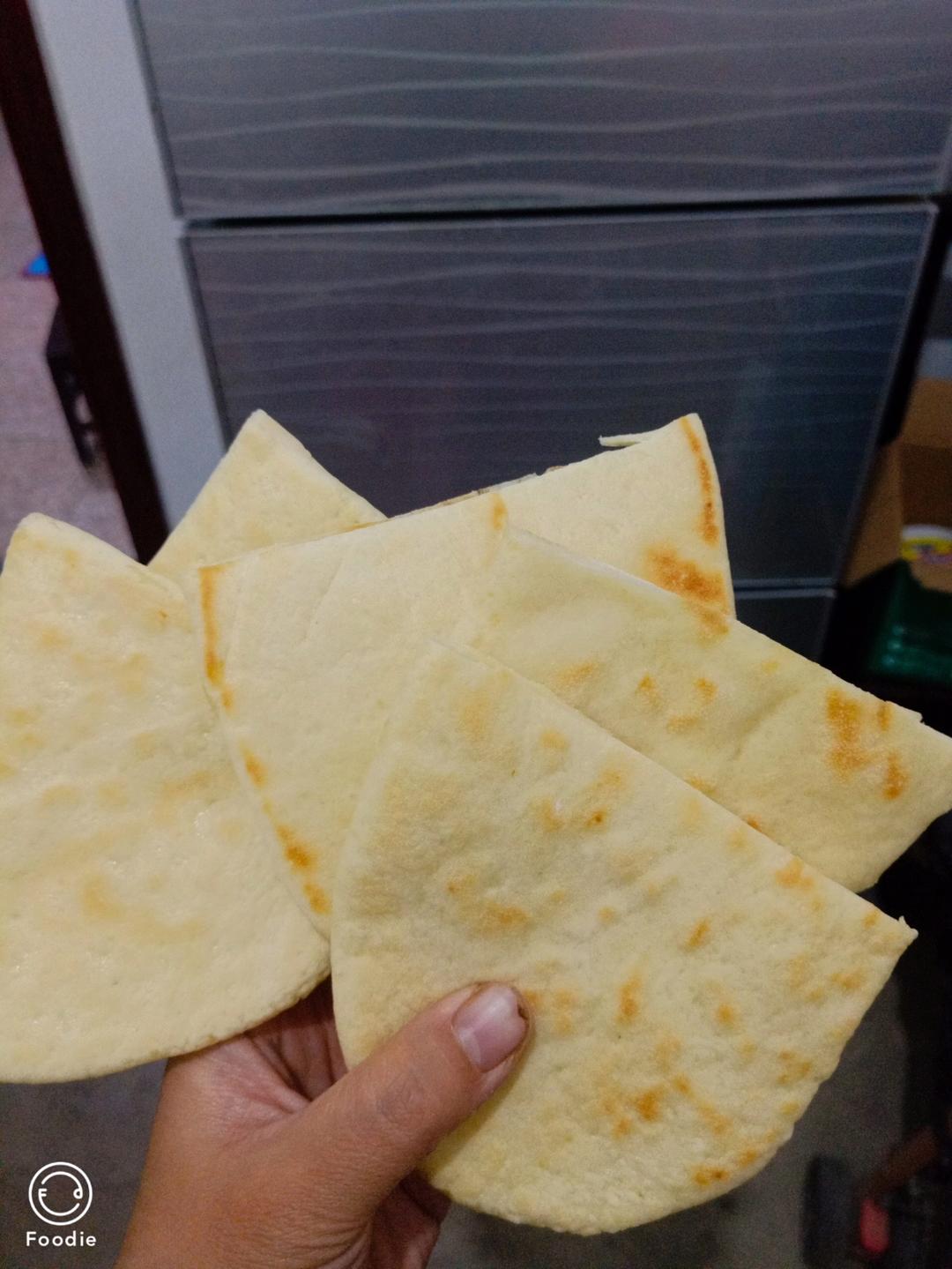 蓬松暄软「发面口袋饼」的做法，万物皆可夹！
