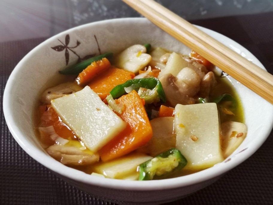 小红鼠666做的碱水大米年糕