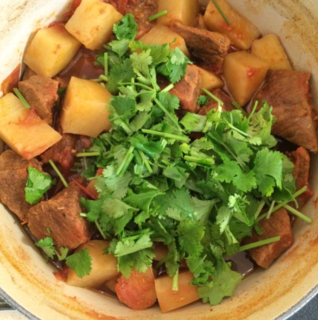 西红柿土豆炖牛肉