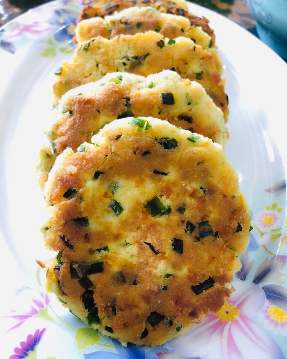 坏坏的小乖做的香煎豆渣饼