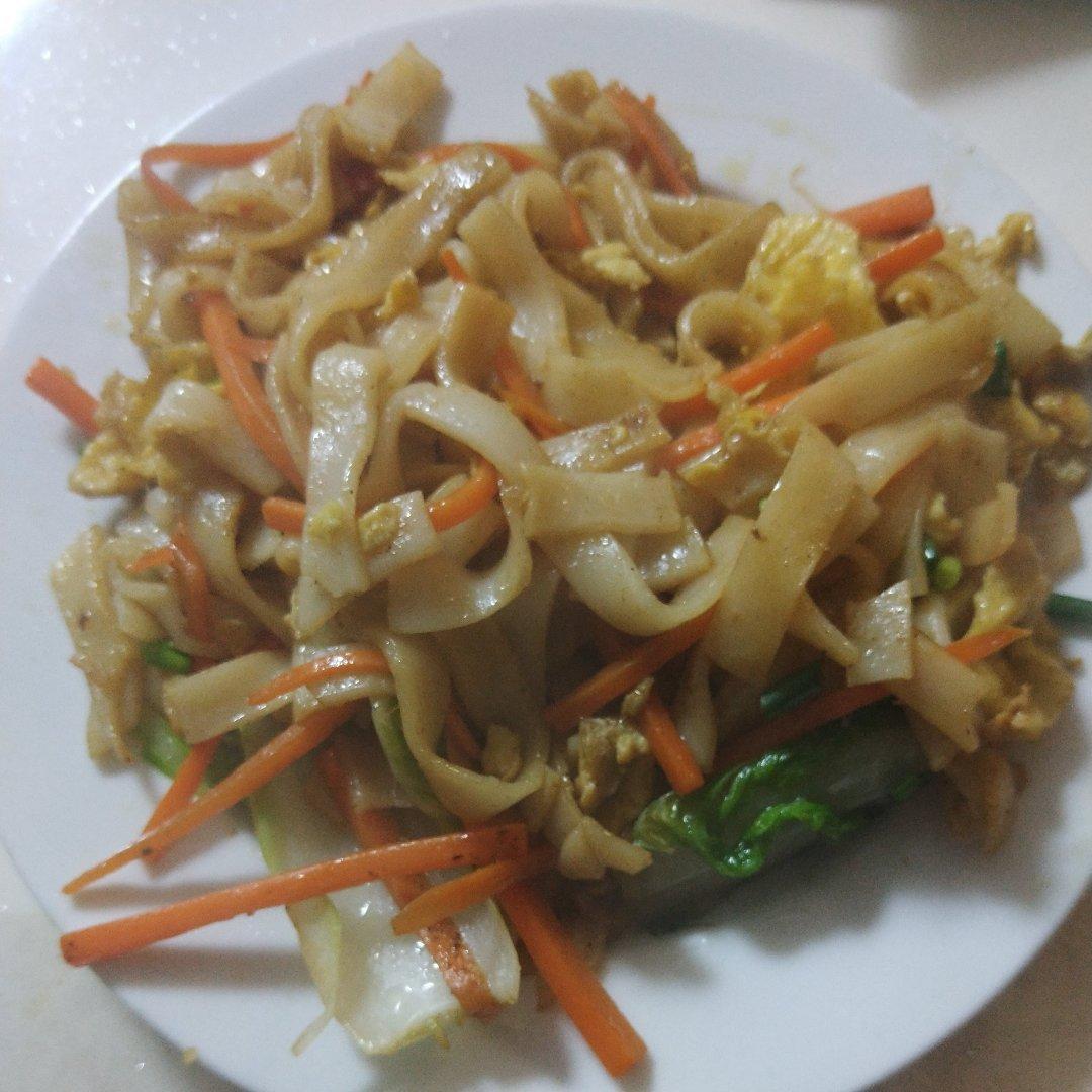 炒河粉