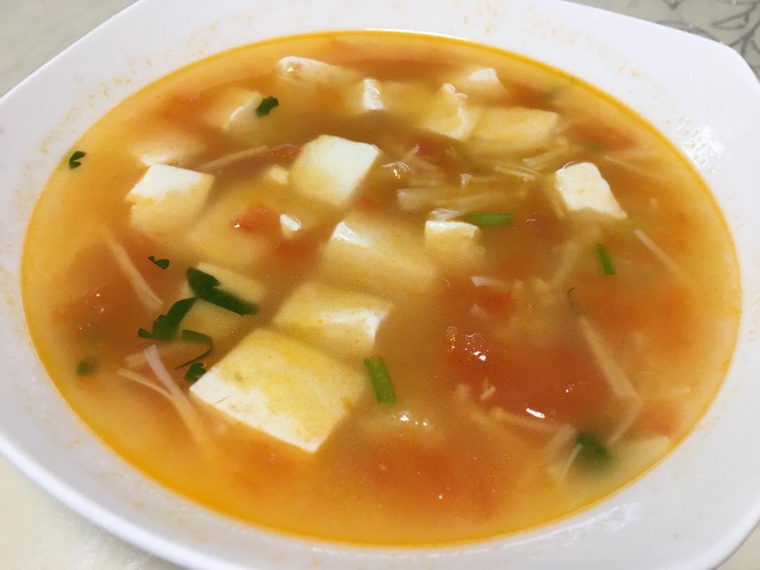 番茄金针菇豆腐汤