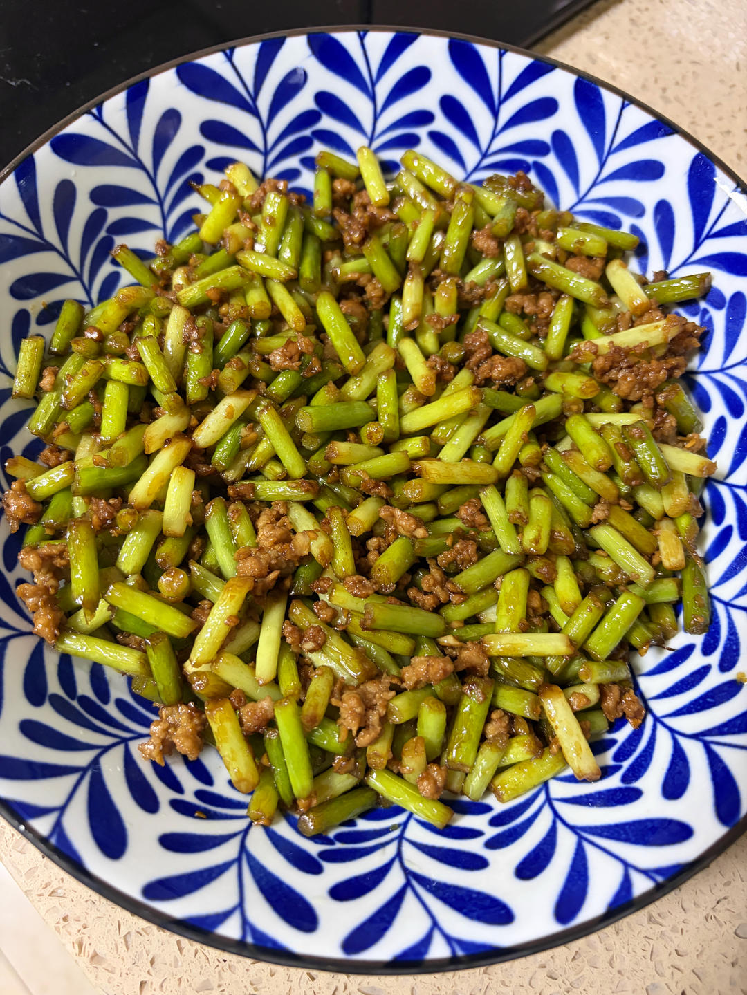 入味的蒜苔炒肉末/蒜苗炒肉末——中式一日三餐（二百九十九）