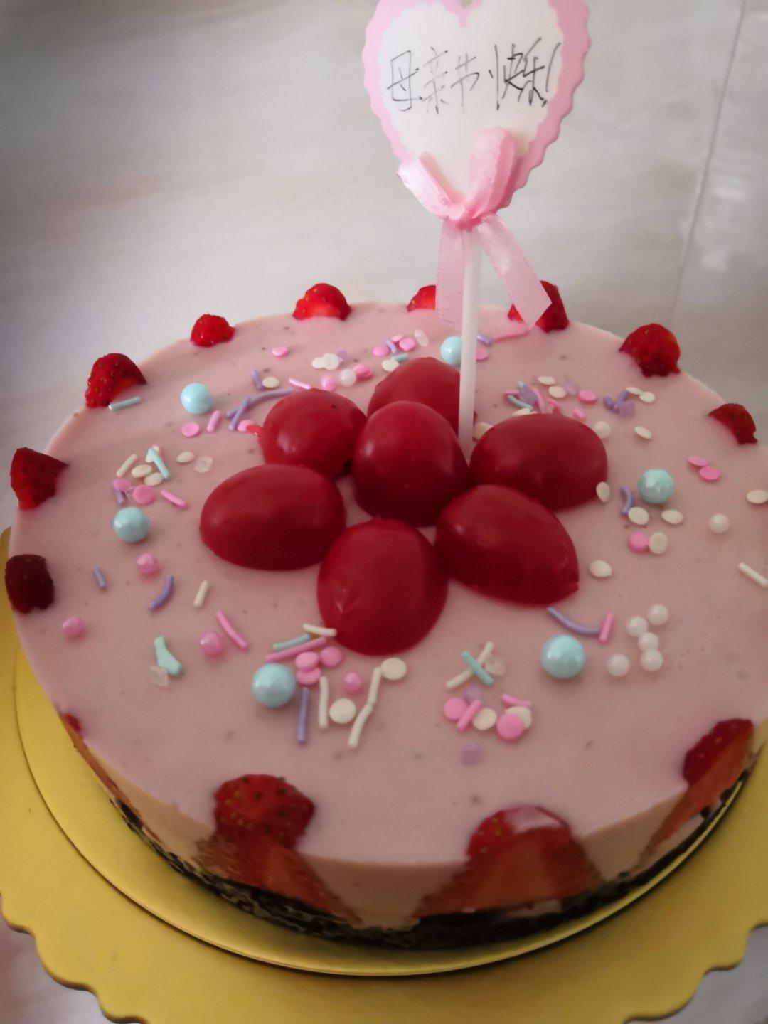 零难度免烤箱 超好吃的草莓奶油慕斯蛋糕