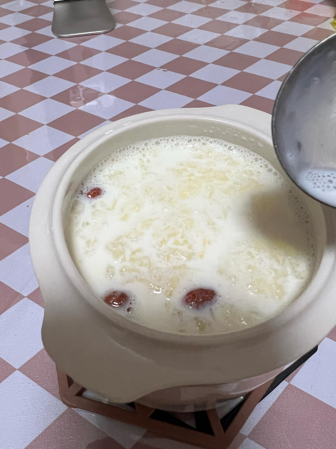 成本不到10元的冰糖牛乳炖燕窝🍧