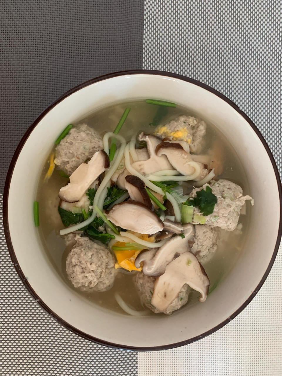 简单容易的肉丸子汤