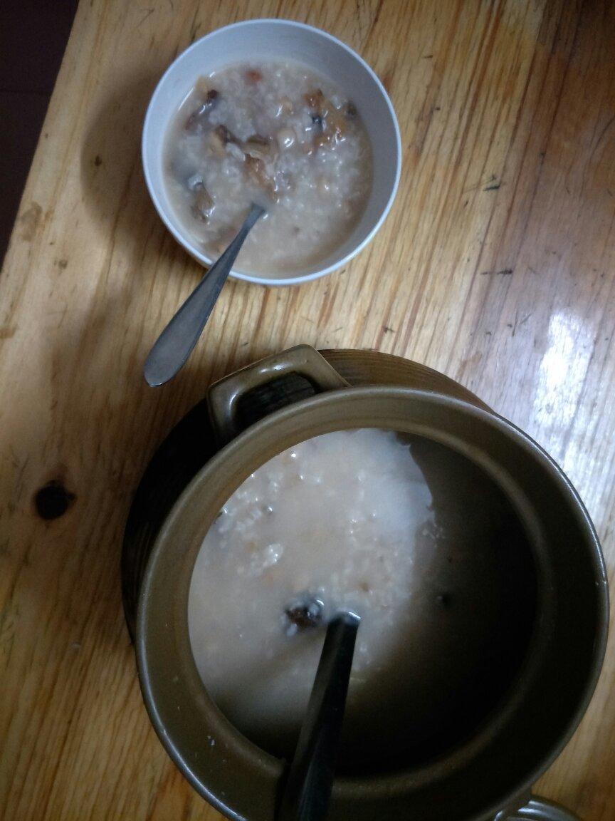 柴鱼花生粥